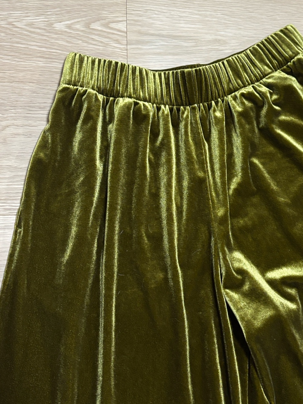 UNIQLO (M) Velour Wide Straight Leg Cropped Pants Soft Cozy Stretch Olive Green - Picture 7 of 14